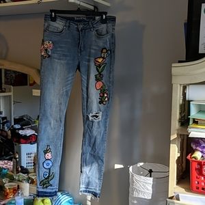 Floral embroidery jeans